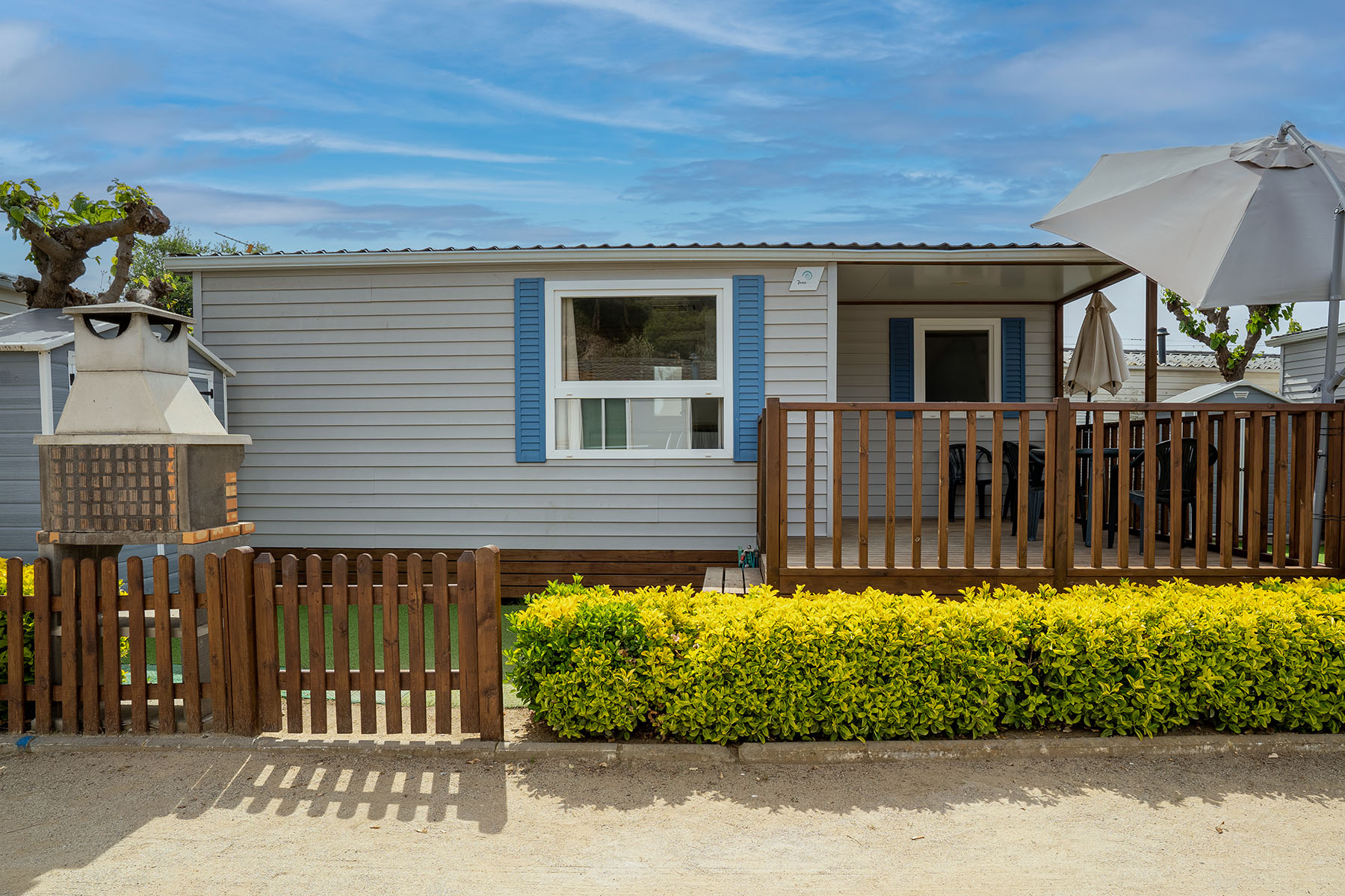 Vermietung von voll ausgestatteten Bungalows in der Nähe von Barcelona